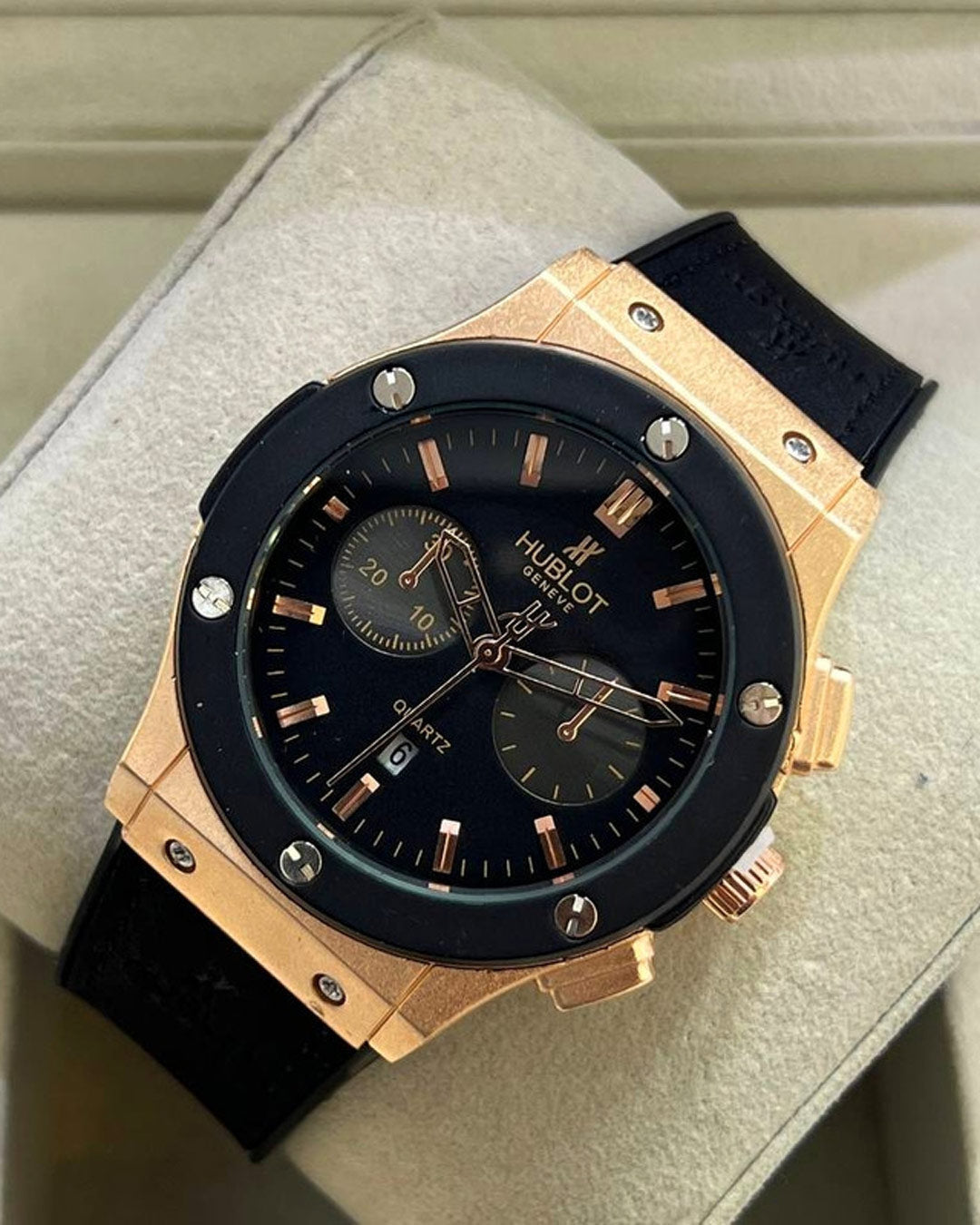 HUBLOT GOLD BLACK DIAL WITH LEATHER STRAIP